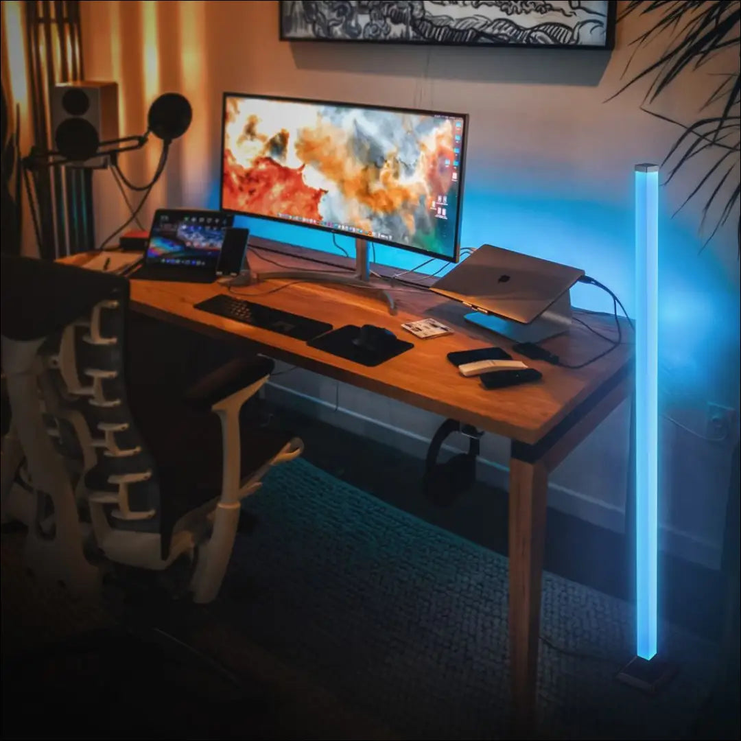 LED toršeras DI12464 - €16 Save 50% __label:Pristatymas 1-2 d.d., color-juoda, interjeras, material-plastikas,