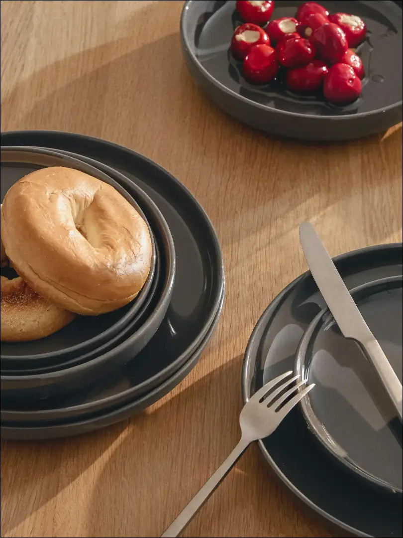 Lėkštučių komplektas (4vnt) DI9908 - €18 Save 55% __label:Pristatymas 1-2 d.d., color-pilka, indai, interjeras, lekstes