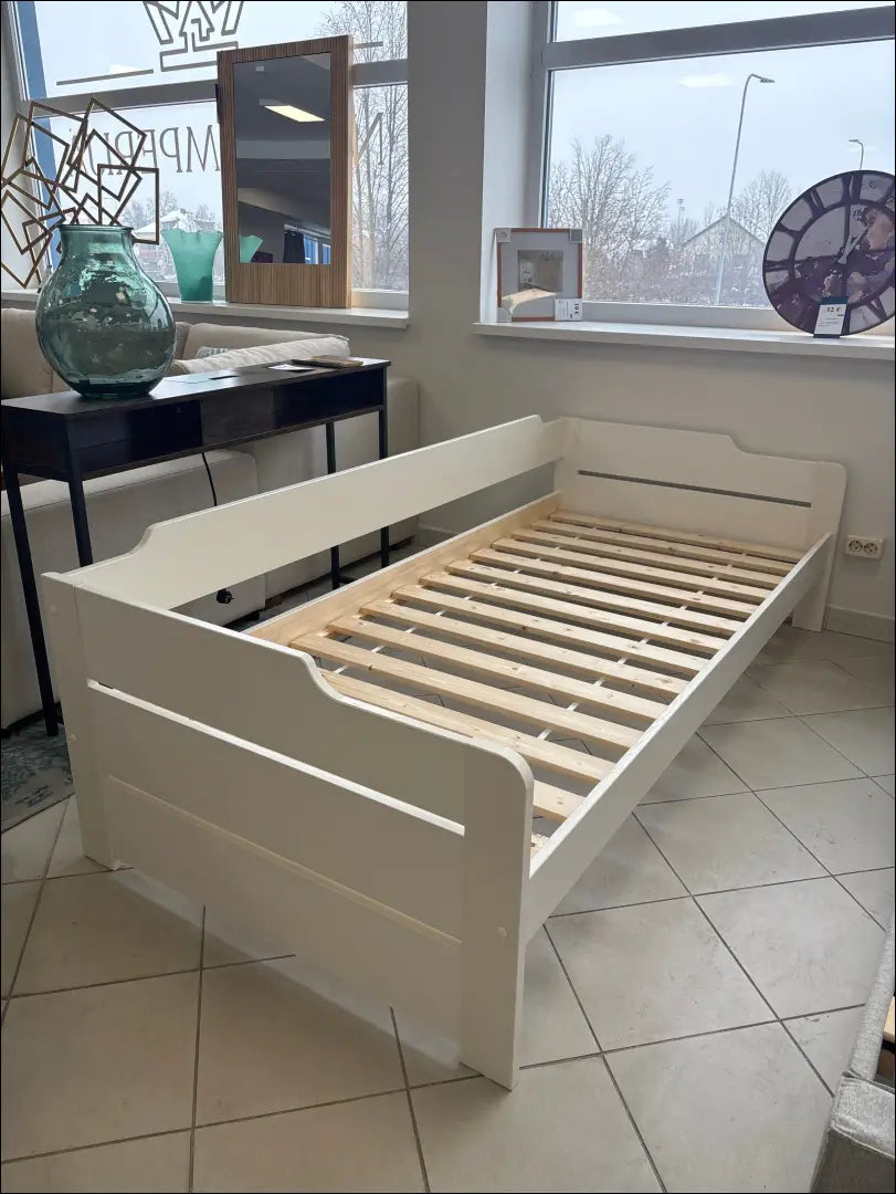 Lova GI734 - €140 Save 50% 100-200, __label:Pristatymas 1-2 d.d., color-balta, lovos-miegamojo, material-medzio-masyvas