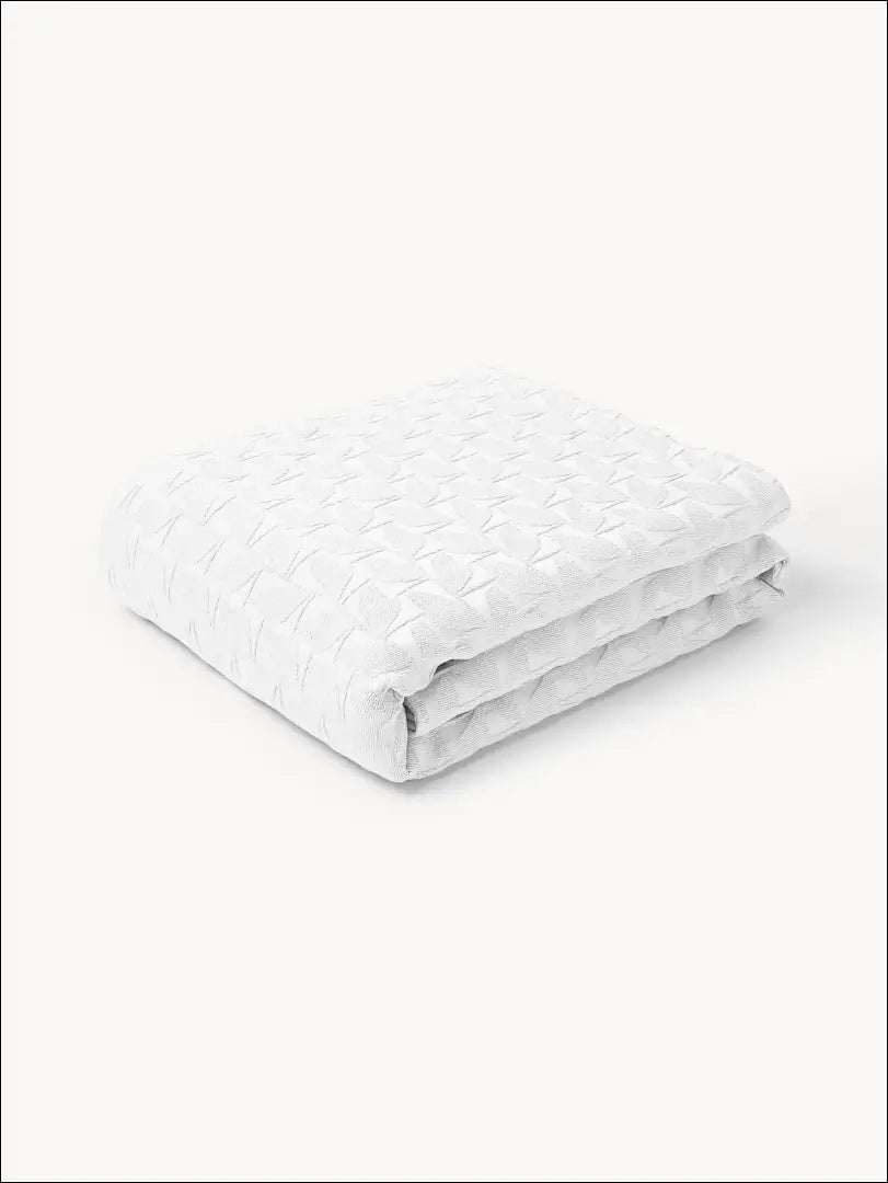 Lovatiesė (230x250cm) DI5439 - €36 Save 70% 25-50, __label:Pristatymas 1-2 d.d., color-balta, material-medvilne, pledai