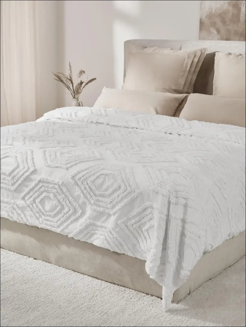 Lovatiesė DI2874 - 25-50, 50-100, __label:Pristatymas 1-2 d.d., color-balta, material-medvilne €25 to €50 | Namų