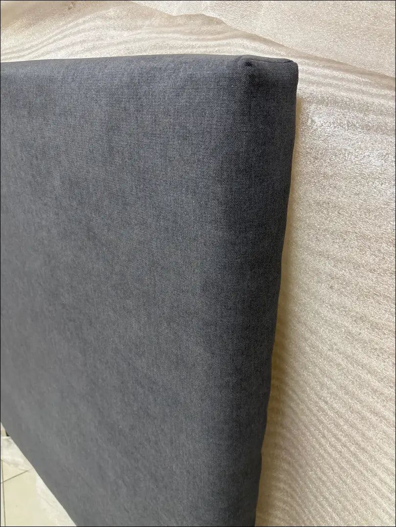 Lovos galvūgalis KI1116 - €64 Save 50% 50-100, __label:Pristatymas 1-2 d.d., color-melyna, kita, lovos-miegamojo €50