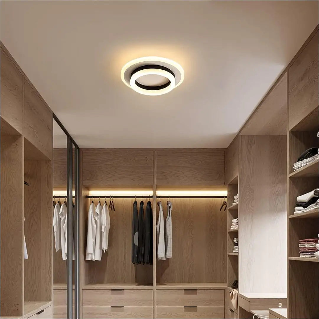 Lubinis LED šviestuvas DI8224 - €16 Save 50% __label:Pristatymas 1-2 d.d., color-balta, color-juoda, interjeras,