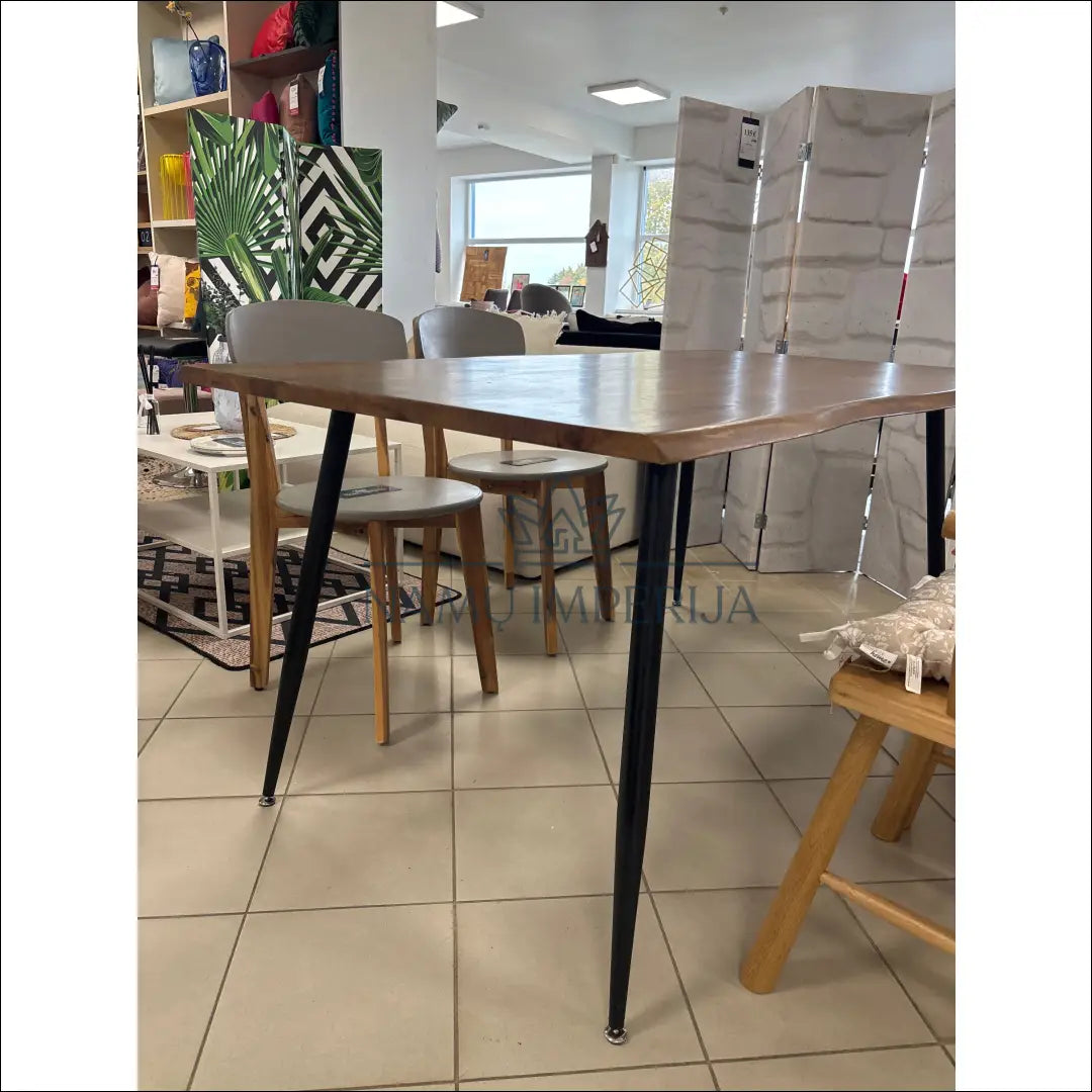 Medinis valgomojo stalas VI1062 - €350 Save 50% __label:Pristatymas 1-2 d.d., color-ruda, material-medzio-masyvas,