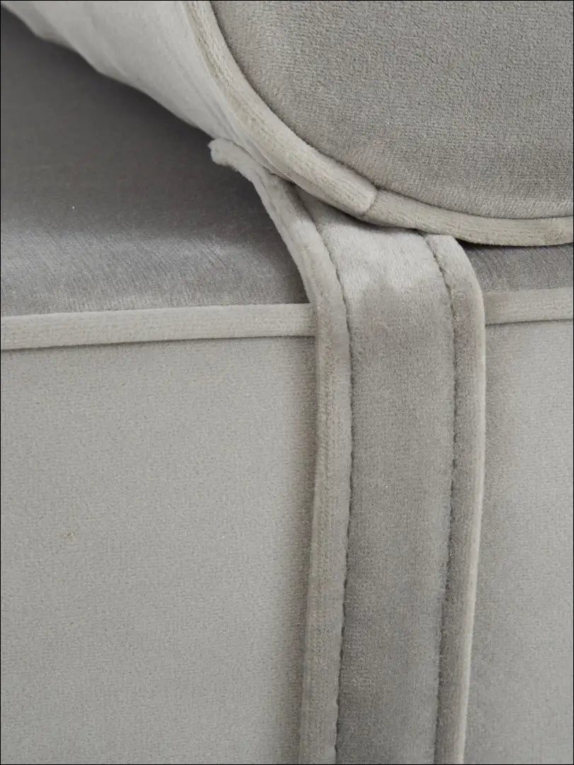 Minkštasuolis MI528 - €234 Save 70% __label:Pristatymas 1-2 d.d., color-auksine, color-pilka, material-aksomas,