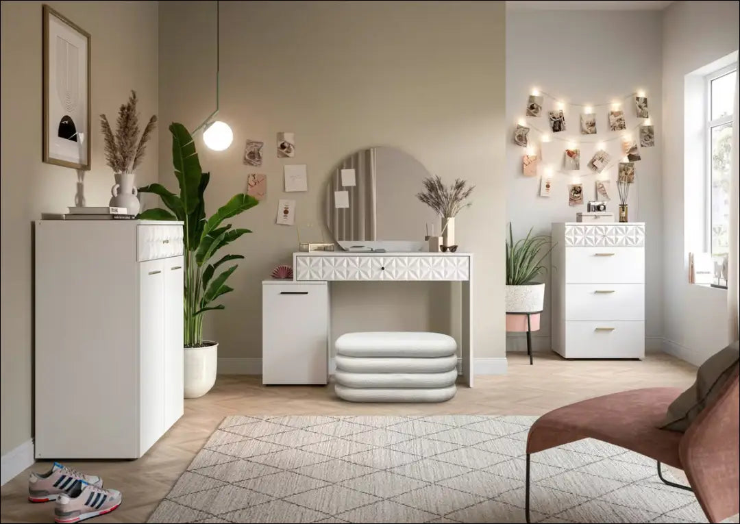 Minkštasuolis su daiktadėže MI1005 - €65 Save 50% 50-100, __label:Pristatymas 1-2 d.d., color-balta,