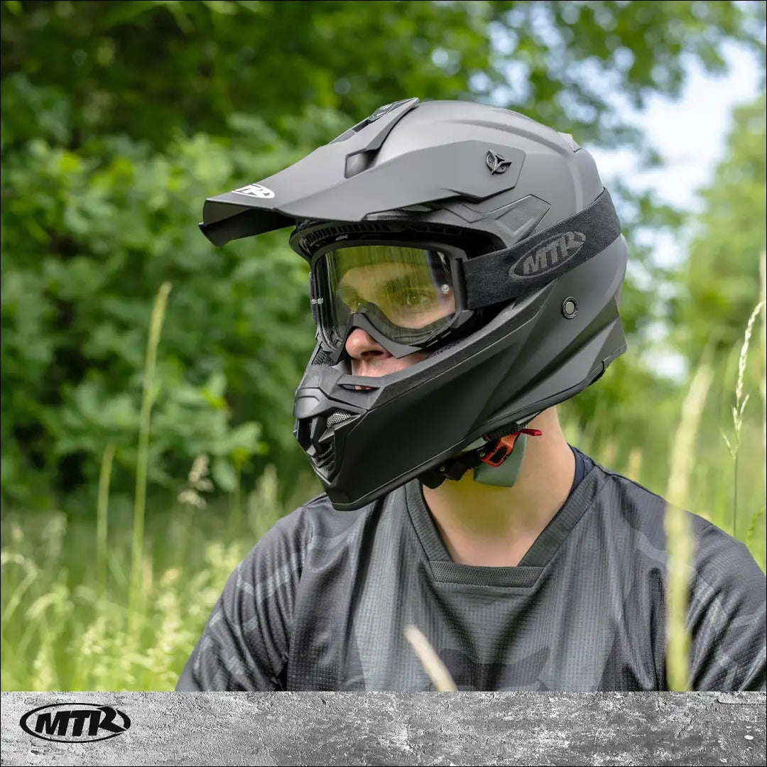 MTR X6B Evo motokroso šalmas SP265 - €40 Save 50% 25-50, __label:Pristatymas 1-2 d.d., color-juoda, laisvalaikis,