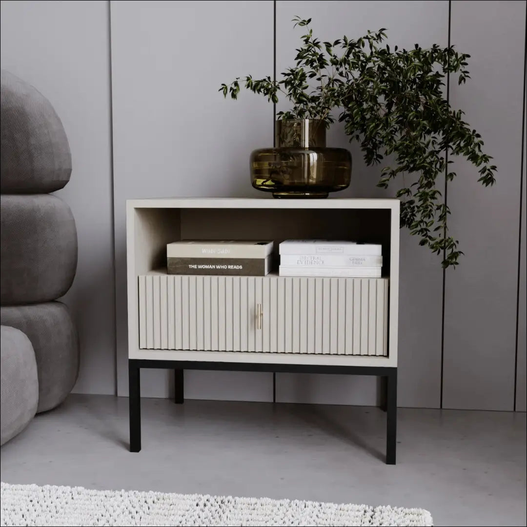 Naktinė spintelė su rievėtu fasadu kašmyro spalvos TE375 - €112 Save 15% 100-200, __label:Pristatymas 5-14 d.d., elite,