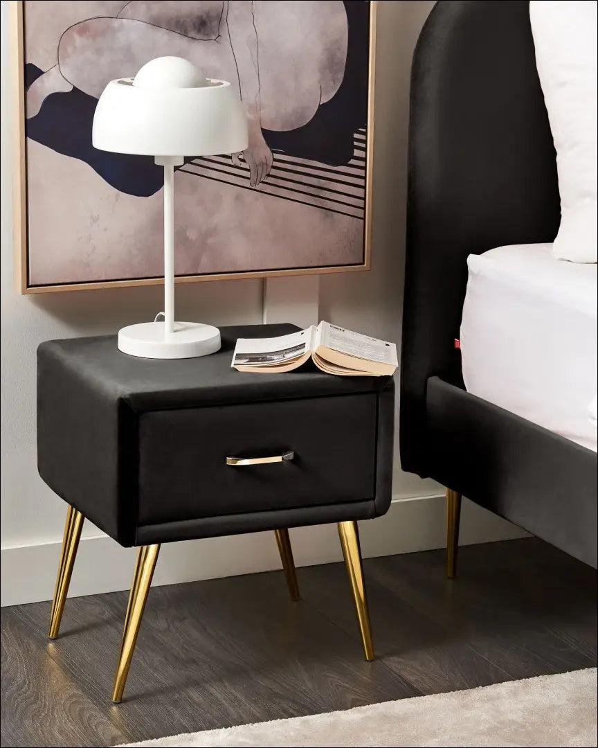 Naktinis staliukas GI601 - €53 Save 50% 50-100, __label:Pristatymas 1-2 d.d., color-juoda, material-aksomas, miegamojo
