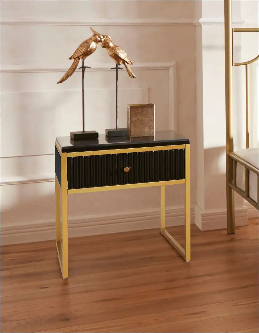 Naktinis staliukas GI655 - €84 Save 50% 50-100, __label:Pristatymas 1-2 d.d., color-auksine, color-juoda,