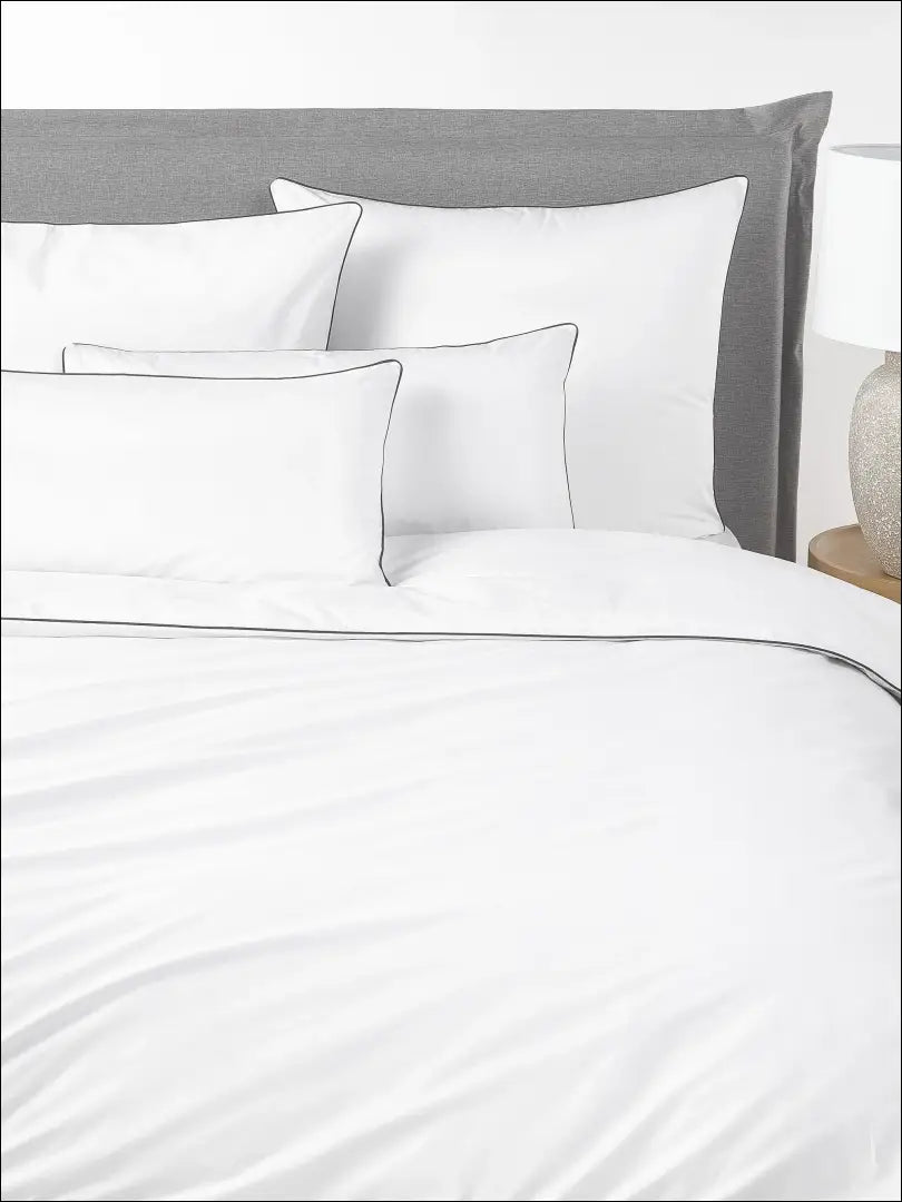 Pagalvės užvalkalas (65x65cm) DI7561 - €5 Save 50% __label:Pristatymas 1-2 d.d., color-balta, color-juoda,