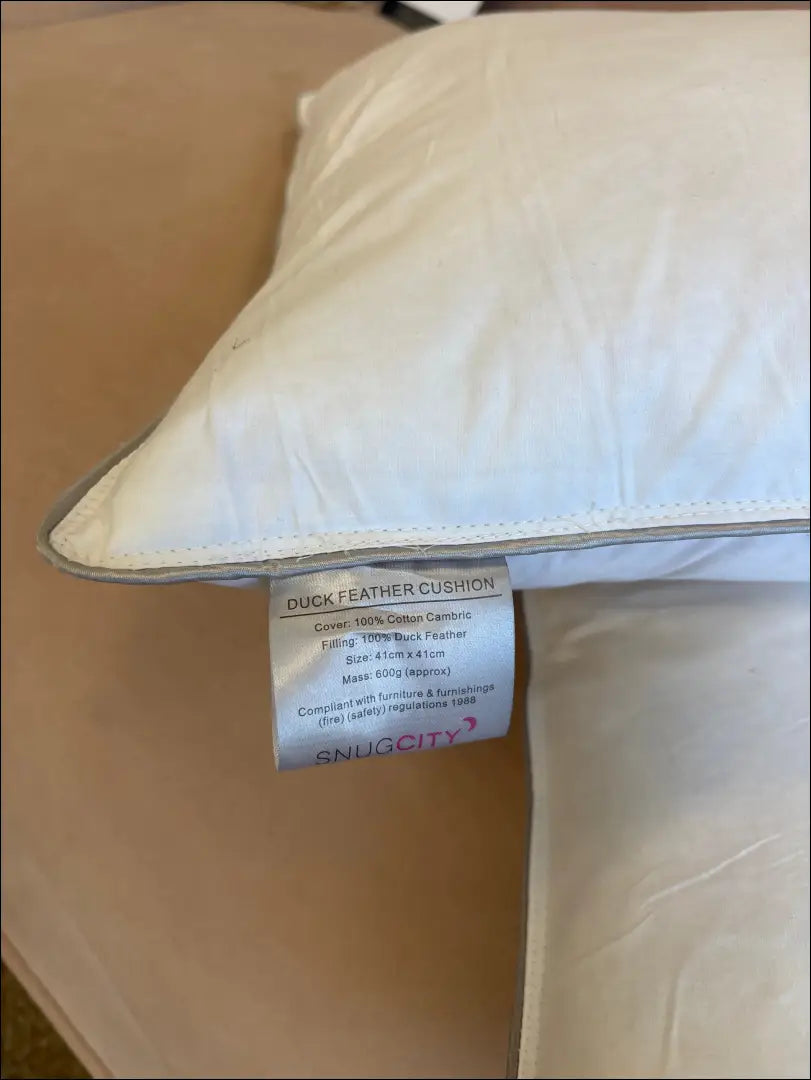 Pagalvių komplektas (2vnt) DI9430 - €20 Save 50% __label:Pristatymas 1-2 d.d., color-balta, material-medvilne,