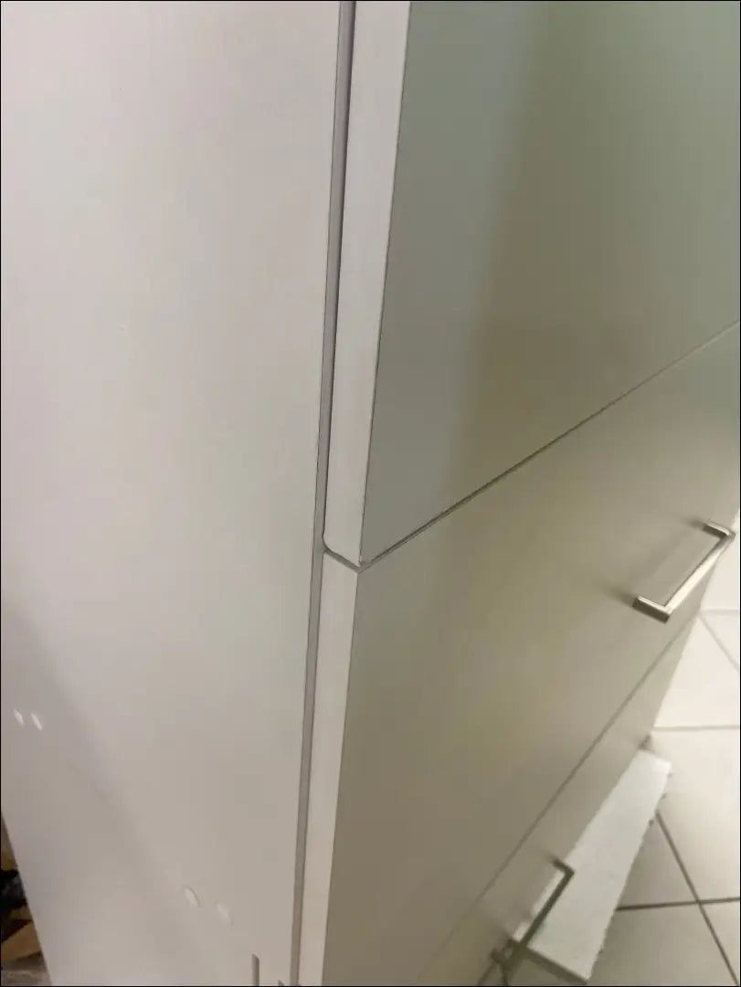 Pakabinama spintelė KI820 - €90 Save 55% 50-100, __label:Pristatymas 1-2 d.d., color-balta, material-mediena, pazeistas