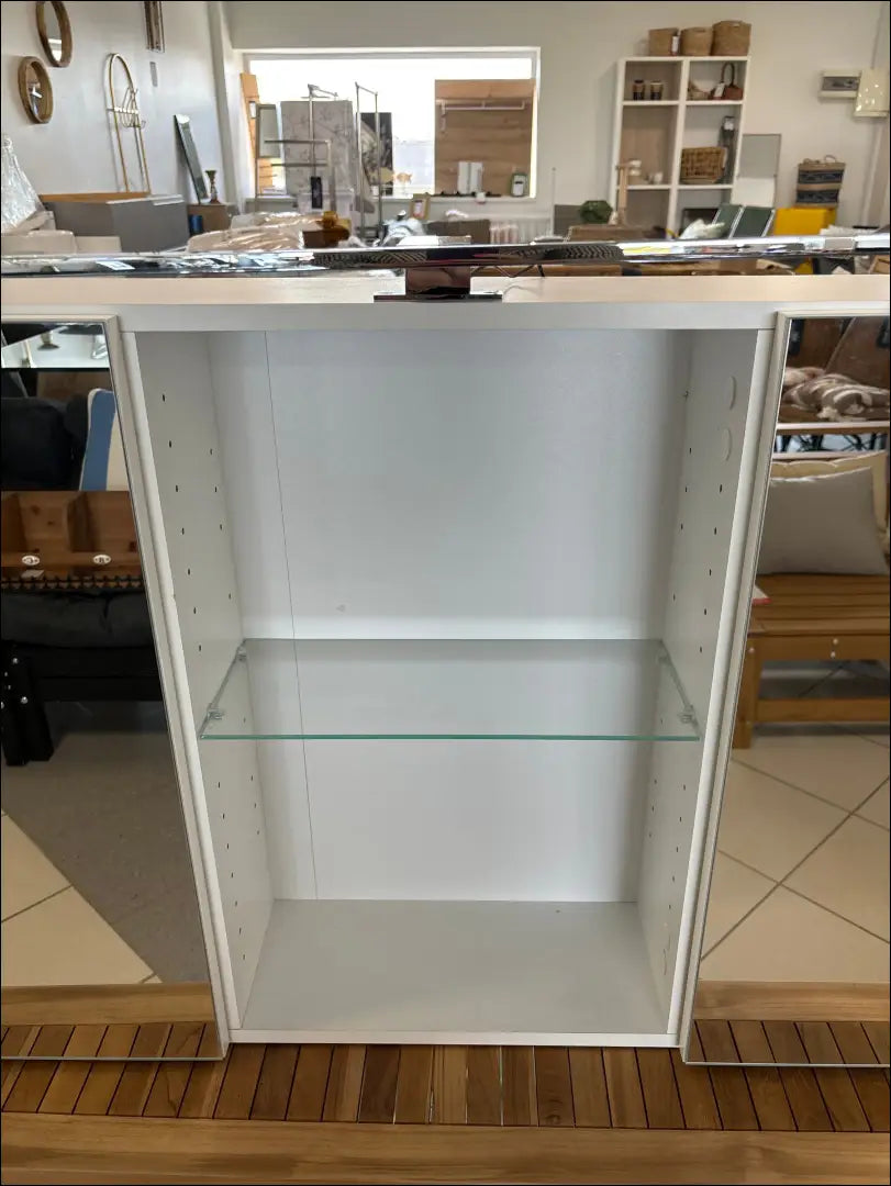 Pakabinama vonios spintelė su LED apšvietimu KI973 - €70 Save 60% 50-100, color-balta, material-mdf, material-stiklas,