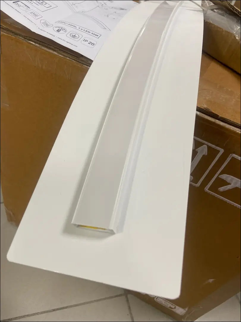 Pakabinamas LED šviestuvas DI6602 - €70 Save 65% 50-100, color-balta, material-metalas, material-plastikas, pazeistas