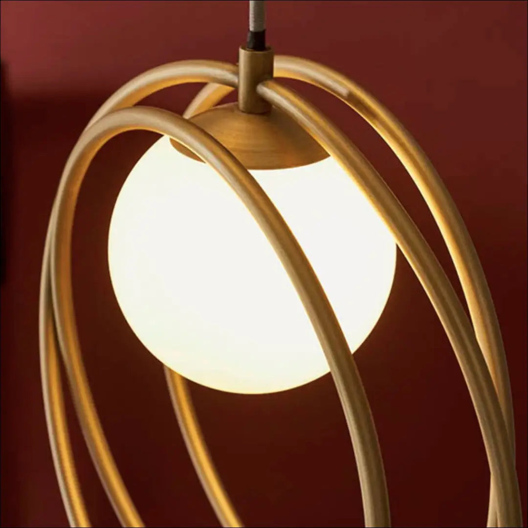 Pakabinamas šviestuvas DI8348 - €100 Save 55% 100-200, __label:Pristatymas 1-2 d.d., color-auksine, color-balta,