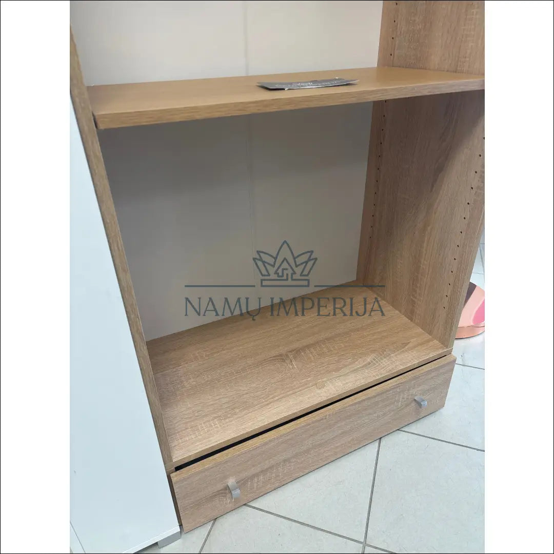 Pastatoma lentyna KI1011 - €45 25-50, __label:Pristatymas 1-2 d.d., color-ruda, material-mediena, pazeistas €25 to €50