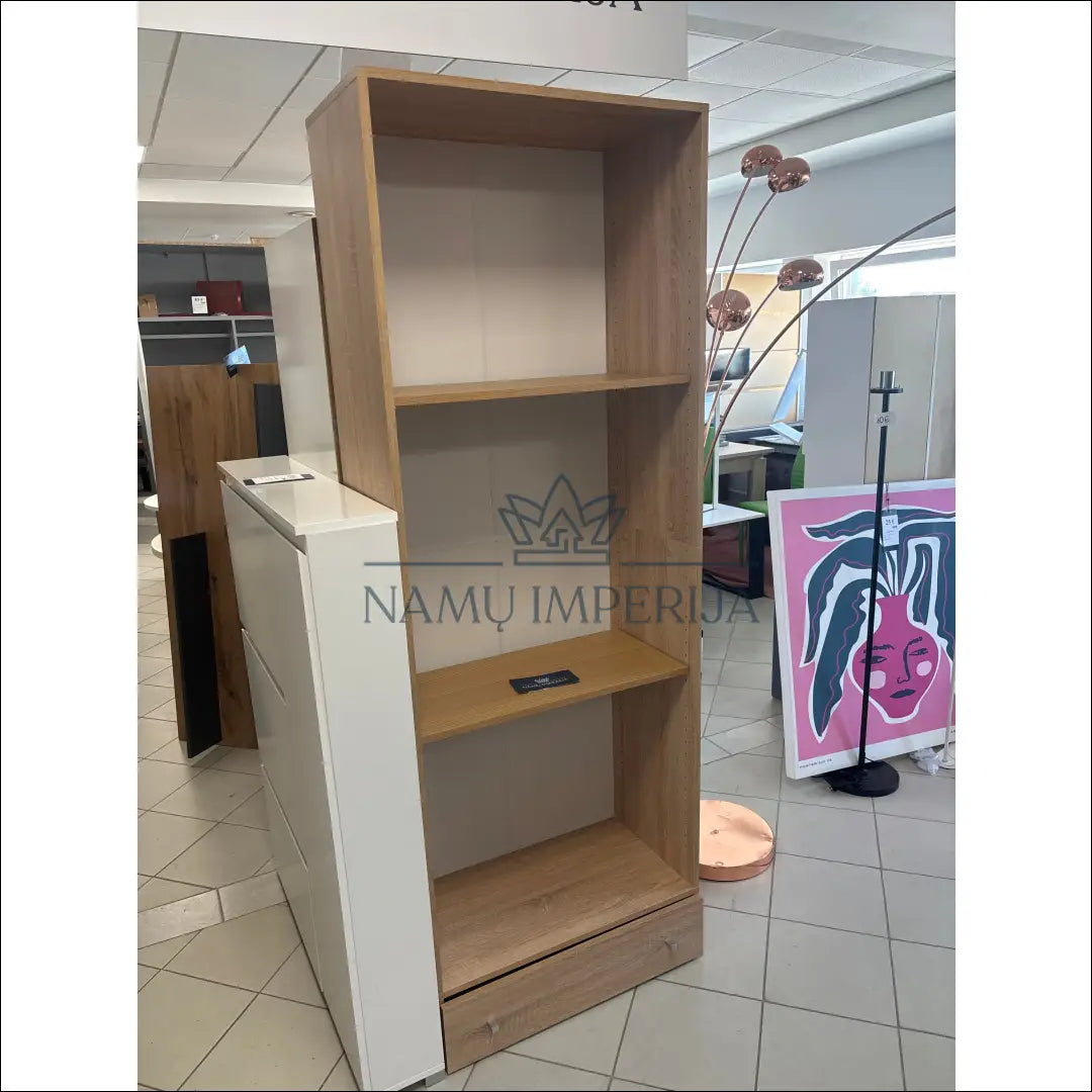 Pastatoma lentyna KI1011 - €45 25-50, __label:Pristatymas 1-2 d.d., color-ruda, material-mediena, pazeistas €25 to €50