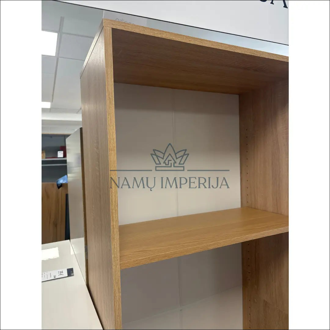 Pastatoma lentyna KI1011 - €45 25-50, __label:Pristatymas 1-2 d.d., color-ruda, material-mediena, pazeistas €25 to €50