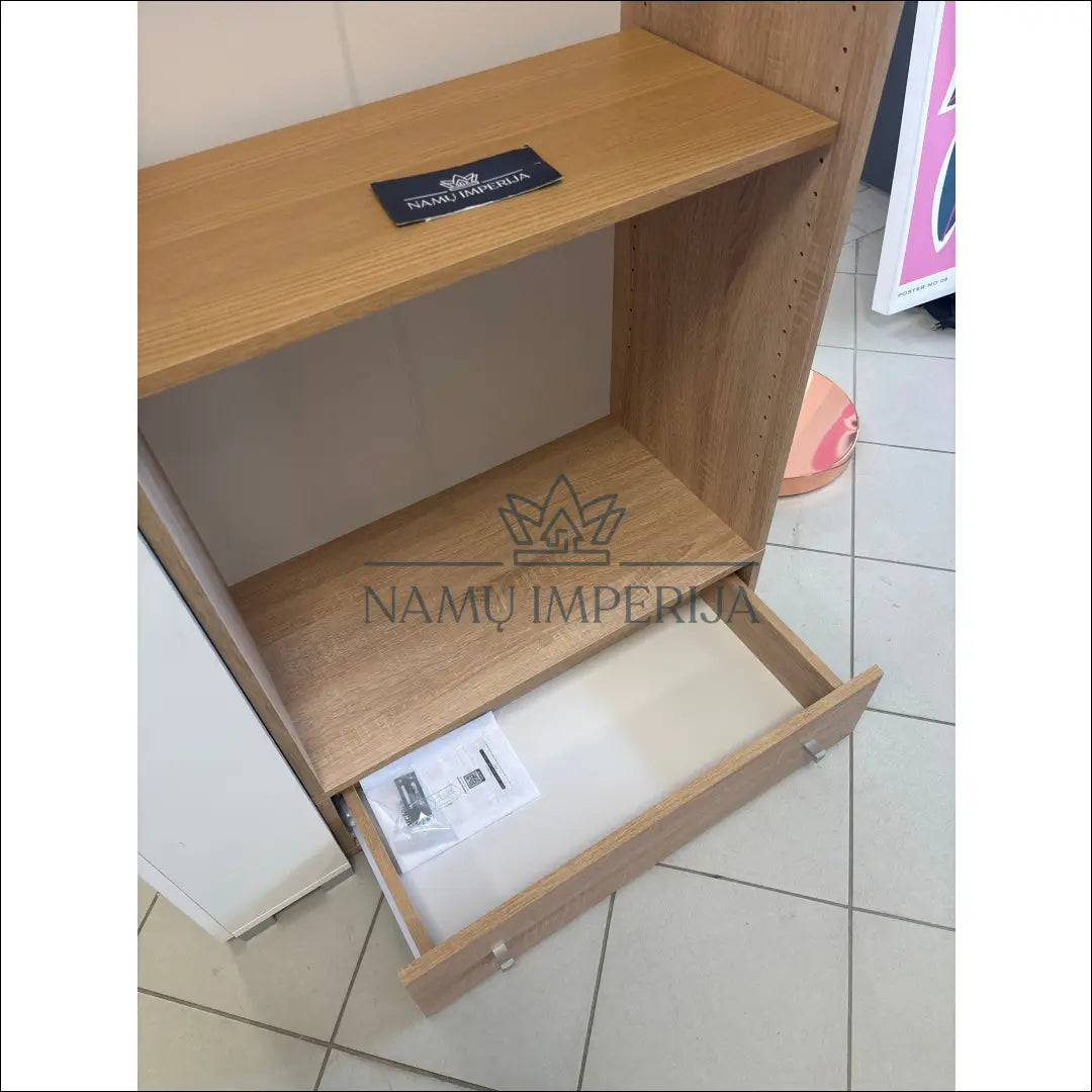 Pastatoma lentyna KI1011 - €45 25-50, __label:Pristatymas 1-2 d.d., color-ruda, material-mediena, pazeistas €25 to €50