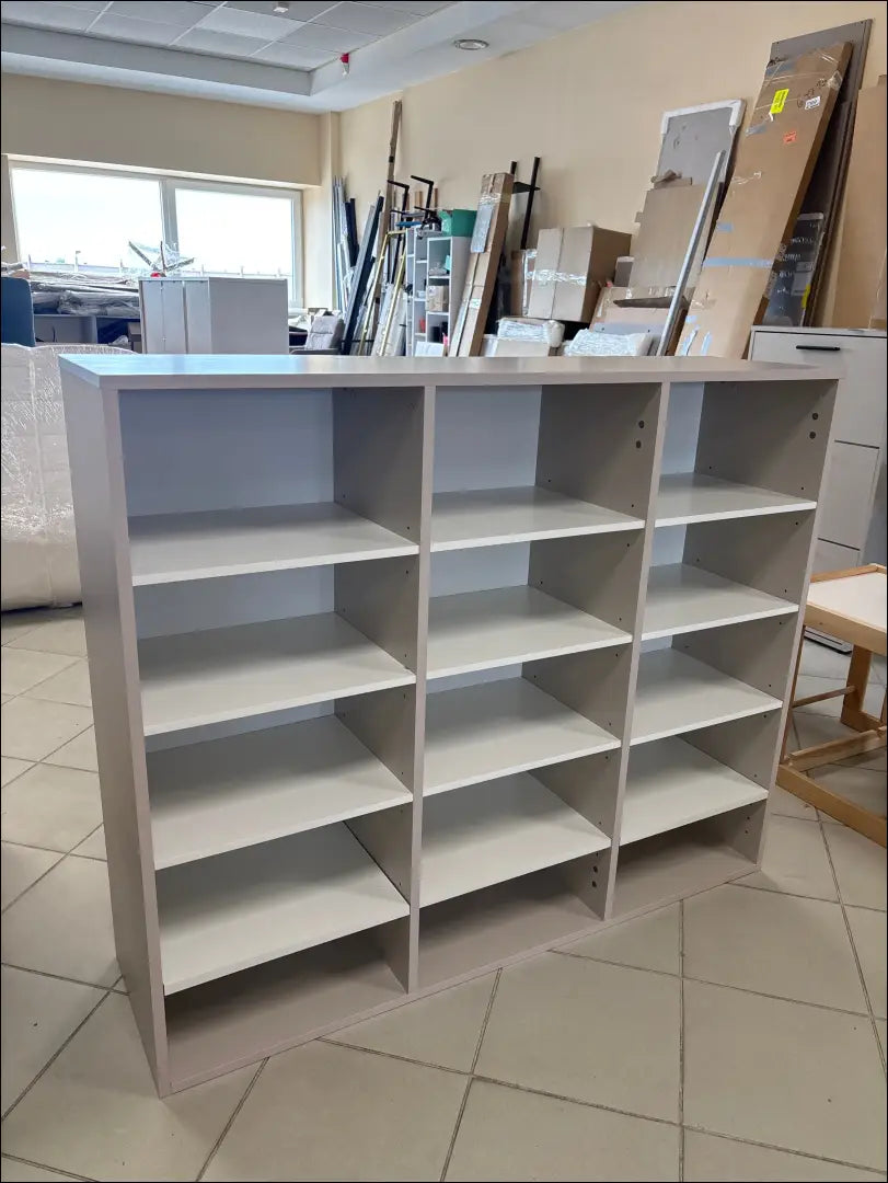Pastatoma lentyna SI2218 - €35 25-50, __label:Pristatymas 1-2 d.d., color-balta, color-smelio, material-mediena €25