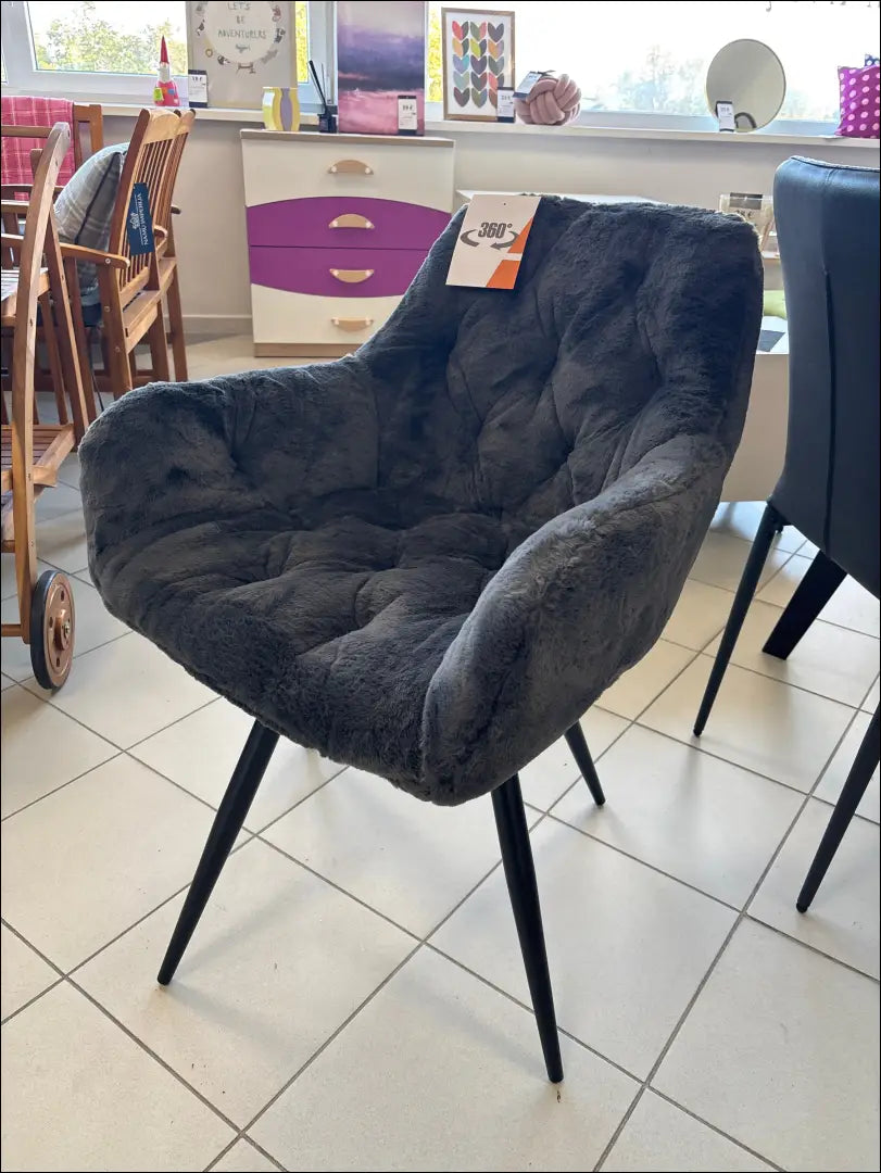Pasukama kėdė VI1043 - €84 Save 50% 50-100, __label:Pristatymas 1-2 d.d., biuro-baldai, biuro-kedes, color-pilka €50