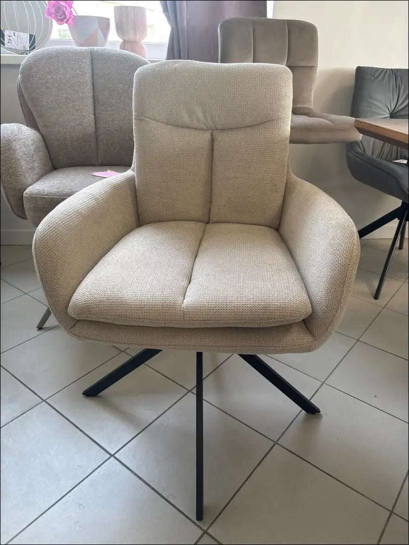 Pasukama kėdė VI1430 - €102 Save 15% 100-200, __label:Pristatymas 1-2 d.d., color-smelio, kedes-valgomojo,