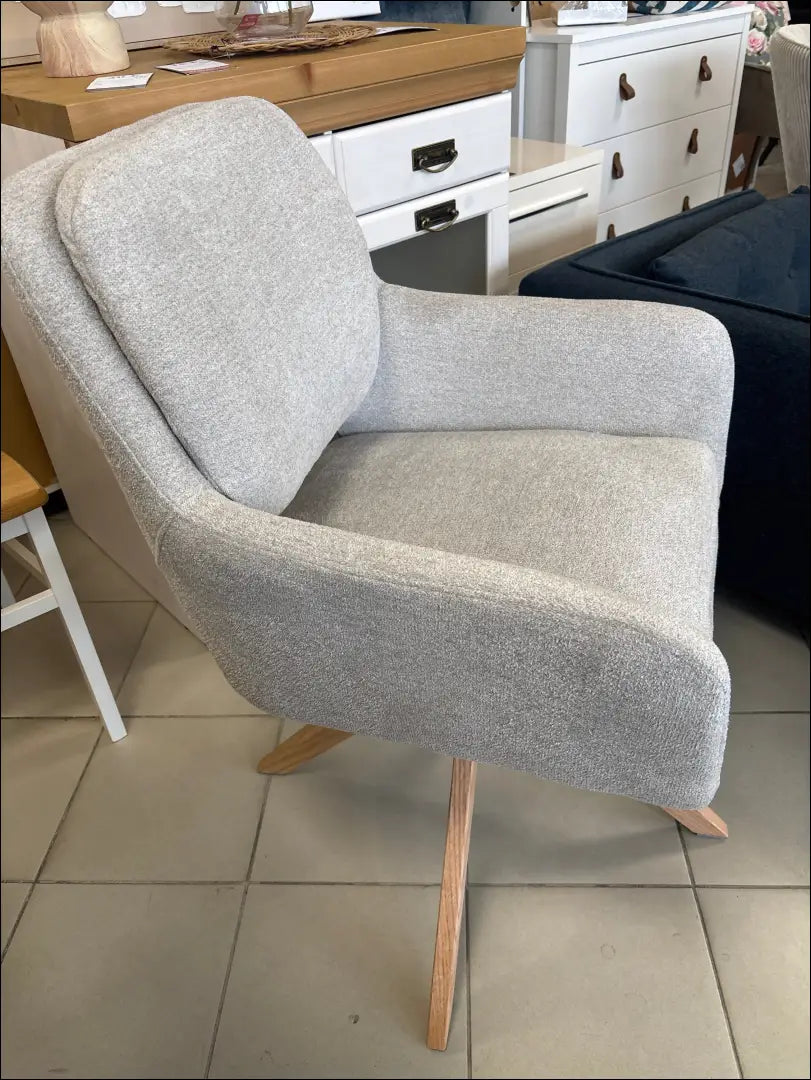 Pasukama kėdė VI1663 - €53 Save 50% 50-100, __label:Pristatymas 1-2 d.d., biuro-baldai, biuro-kedes, color-pilka Biuro