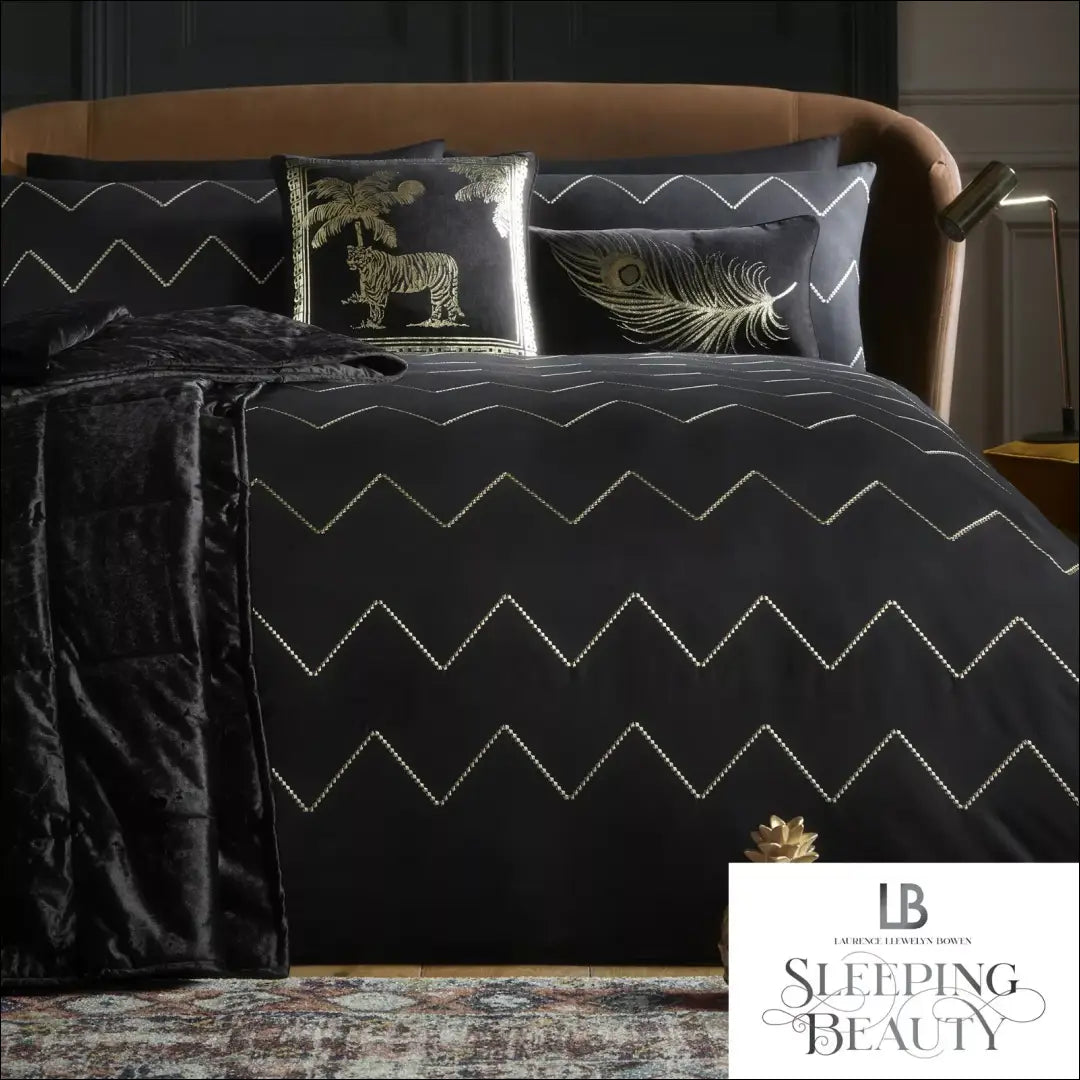 Patalynės komplektas (2 dalys) DI10266 - €20 Save 60% __label:Pristatymas 1-2 d.d., color-auksine, color-juoda,