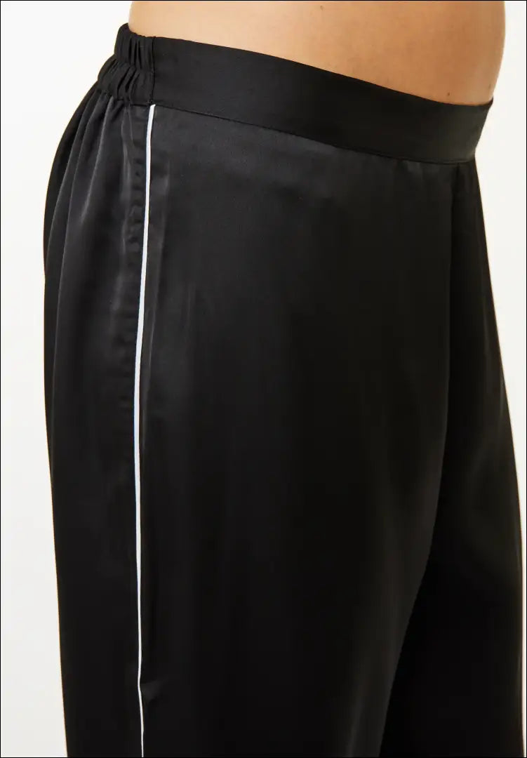 Pižamos kelnės “CCDK” DI7620 - €16 Save 65% __label:Pristatymas 1-2 d.d., color-juoda, material-viskoze, pizamos,