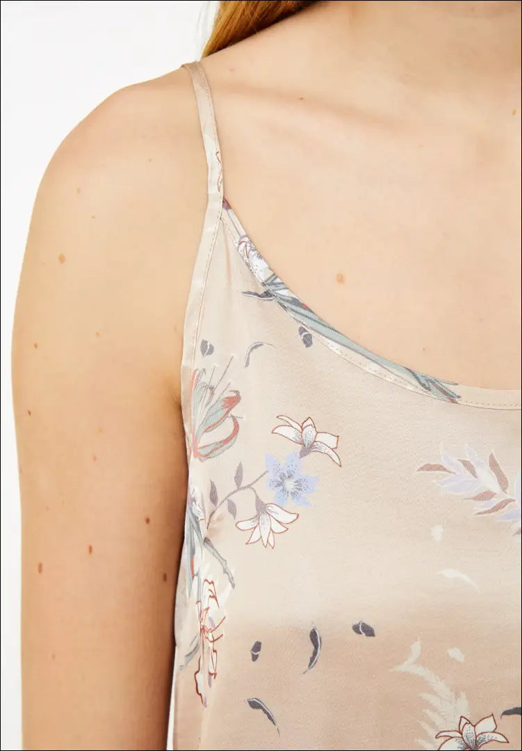 Pižamos palaidinė “CCDK’ DI7601 - €16 Save 65% __label:Pristatymas 1-2 d.d., color-marga, color-margas, color-smelio,