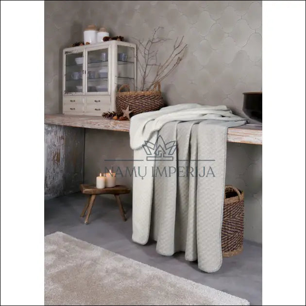 Pledas (150x200cm) DI10251 - €25 Save 70% 25-50, __label:Pristatymas 1-2 d.d., color-smelio, material-medvilne,