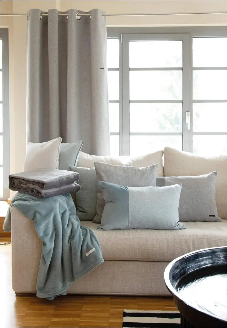 Pledas (150x200cm) DI10895 - €12 Save 70% __label:Pristatymas 1-2 d.d., color-turkis, material-poliesteris, pledai,