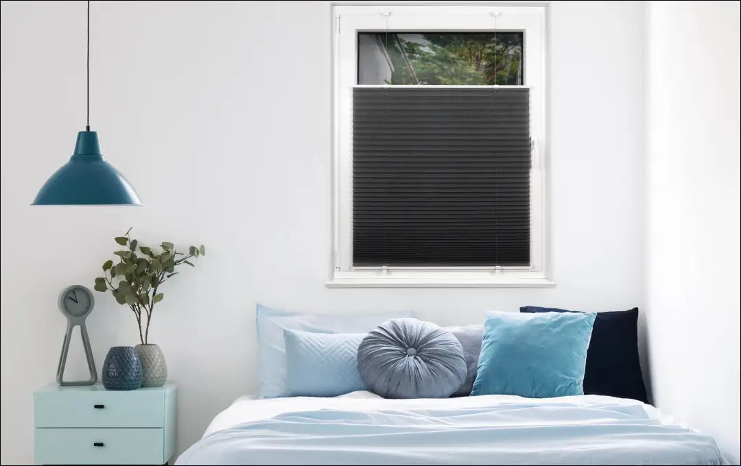 Plisuota žaliuzė DI10585 - €12 Save 50% __label:Pristatymas 1-2 d.d., color-pilka, material-poliesteris, tekstile,