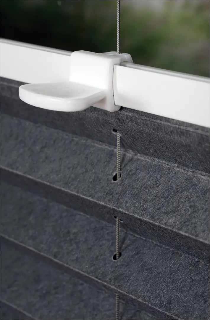 Plisuota žaliuzė DI10585 - €12 Save 50% __label:Pristatymas 1-2 d.d., color-pilka, material-poliesteris, tekstile,