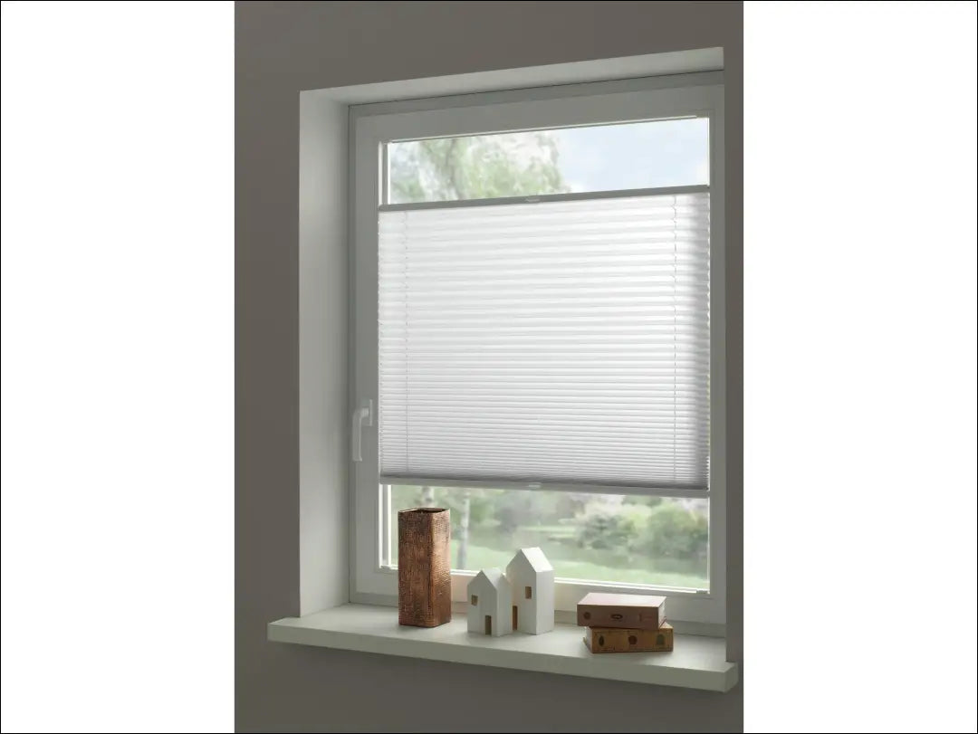 Plisuota žaliuzė DI10586 - €14 Save 50% __label:Pristatymas 1-2 d.d., color-balta, material-poliesteris, tekstile,