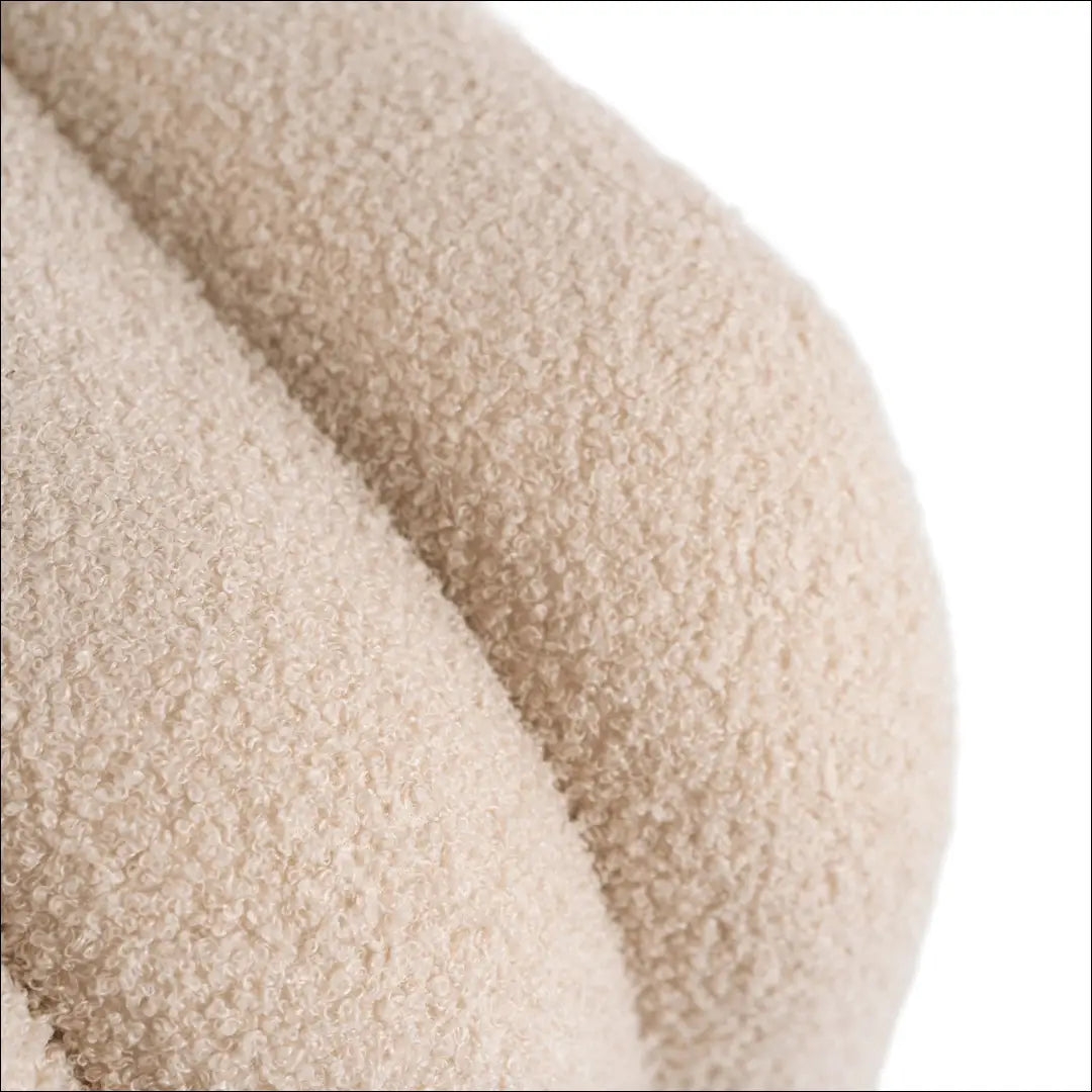 Pufas su veliūro audiniu smėlio spalvos / kreminės TE739 - €55 Save 15% 50-100, __label:Pristatymas 5-14 d.d., elite,
