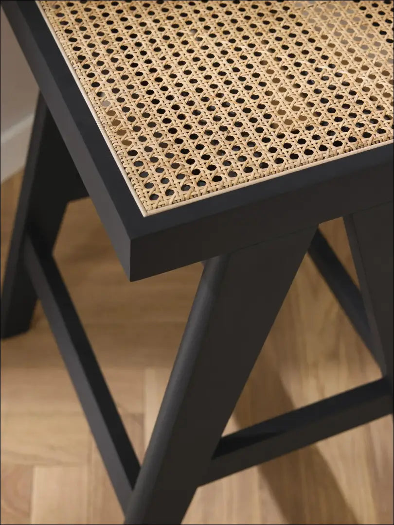 Pusbario kėdė VI998 - €135 Save 55% 100-200, __label:Pristatymas 1-2 d.d., baro-kedes, color-juoda, color-smelio €100