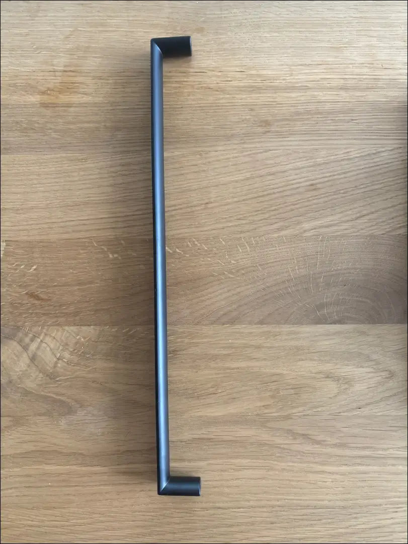 Rankena DI11800 - €8 Save 50% __label:Pristatymas 1-2 d.d., color-juoda, kita, material-metalas, under-25 Iki €25 Pen