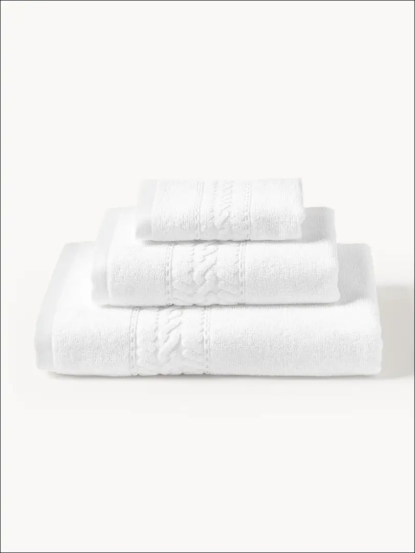 Rankšluosčių komplektas (3vnt) DI4643 - €14 Save 65% __label:Pristatymas 1-2 d.d., color-balta, material-medvilne,