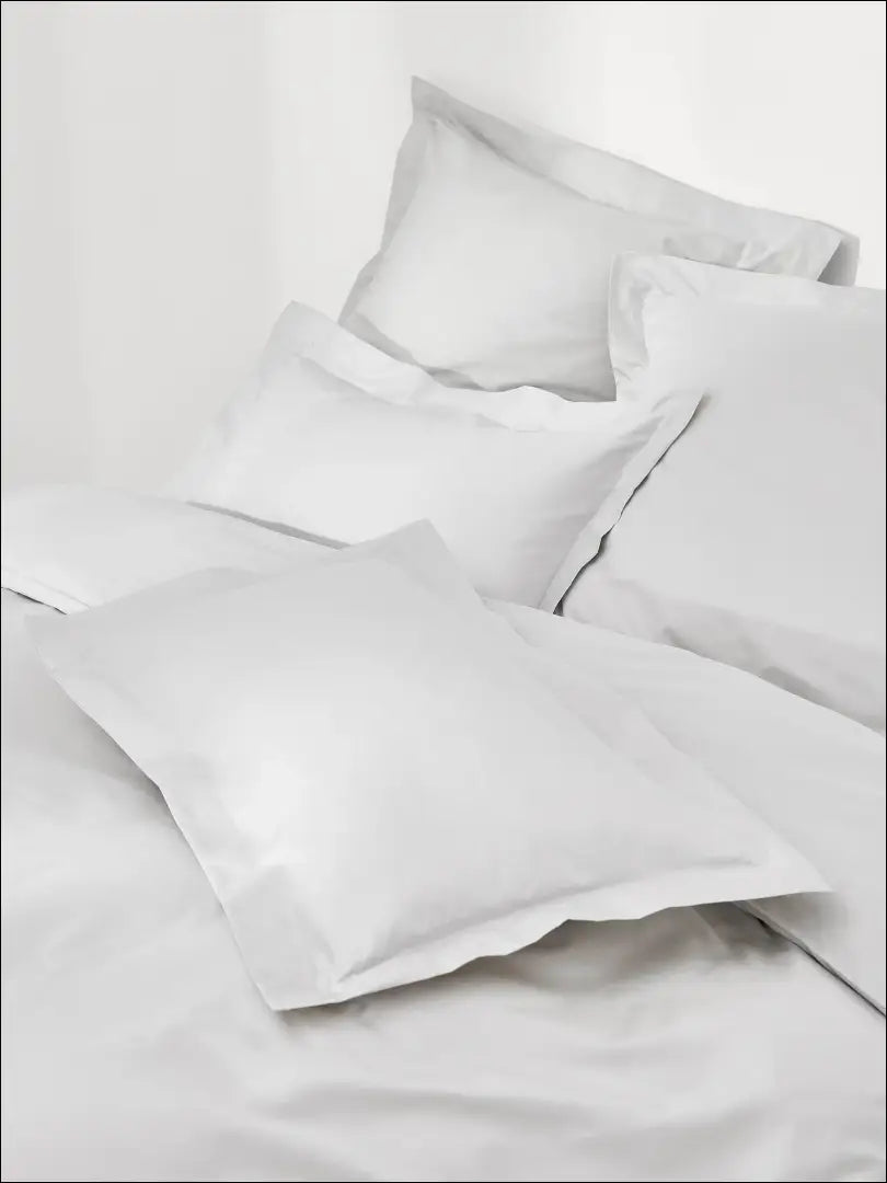 Satino pagalvės užvalkalas DI11530 - €7 Save 65% __label:Pristatymas 1-2 d.d., color-pilka, material-medvilne,