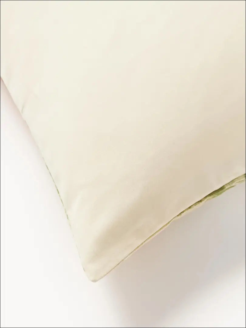 Satino pagalvės užvalkalas DI11651 - €7 Save 50% __label:Pristatymas 1-2 d.d., color-marga, color-margas, color-smelio,