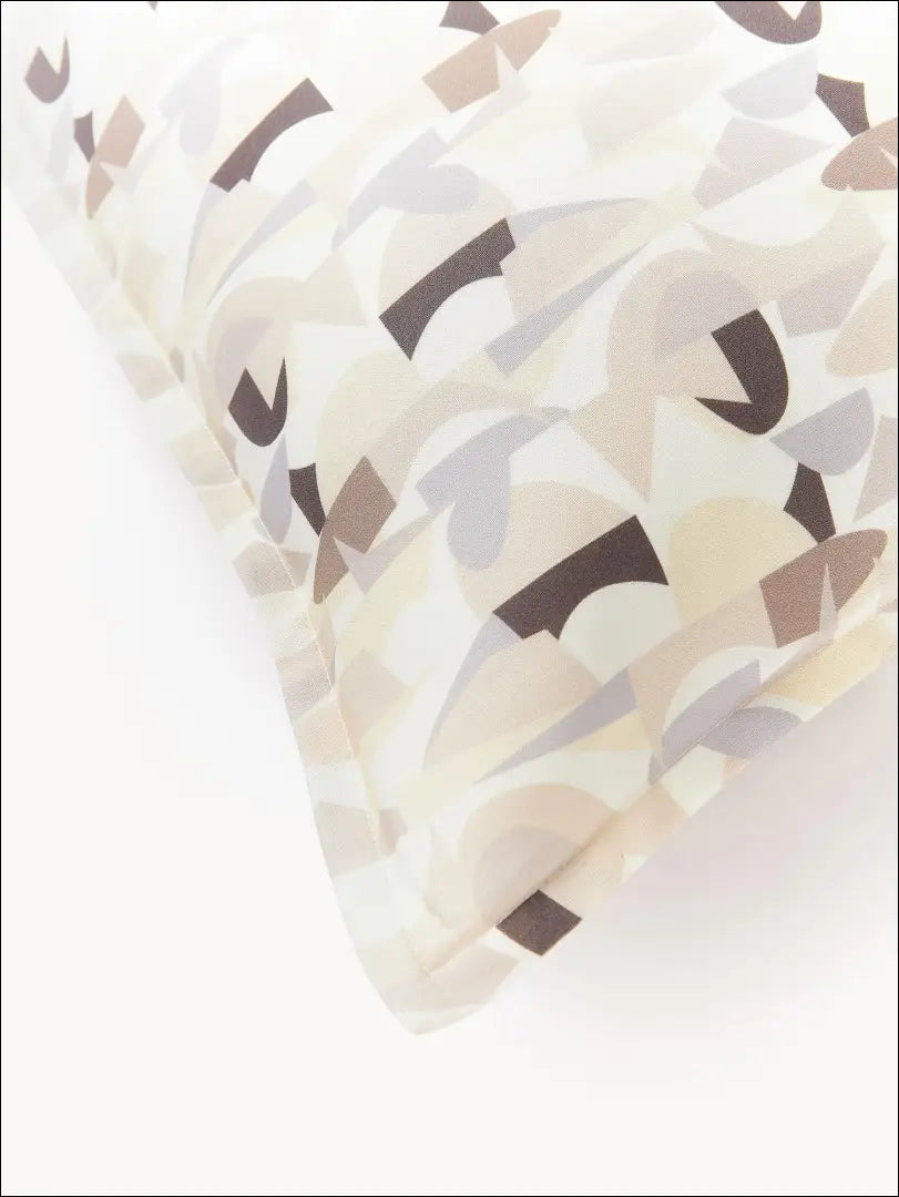 Satino pagalvės užvalkalas DI5512 - __label:Pristatymas 1-2 d.d., color-smelio, material-medvilne, material-satinas,