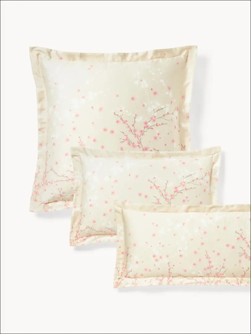 Satino pagalvės užvalkalas DI6066 - €7 Save 50% __label:Pristatymas 1-2 d.d., color-smelio, material-medvilne,