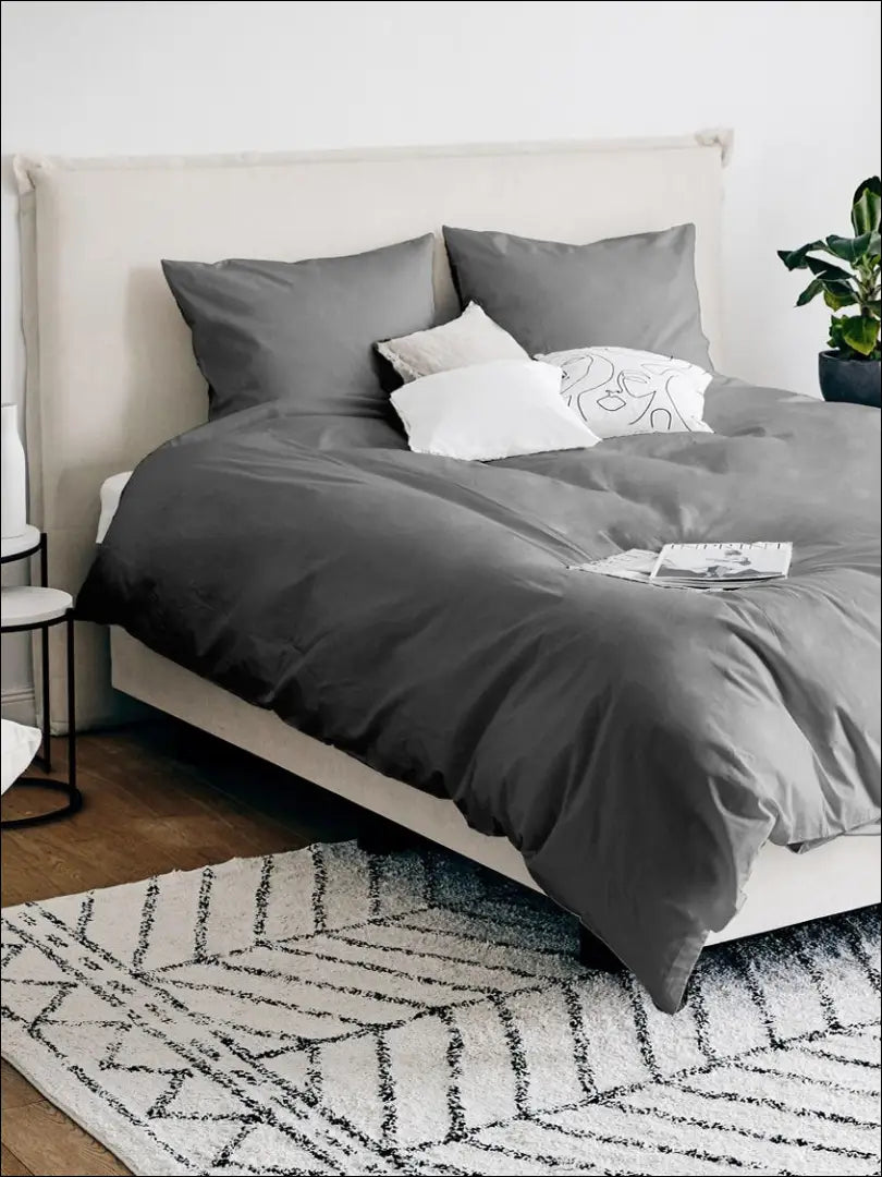 Satino patalynės komplektas DI2839 - €27 Save 70% 25-50, __label:Pristatymas 1-2 d.d., color-pilka, material-medvilne,