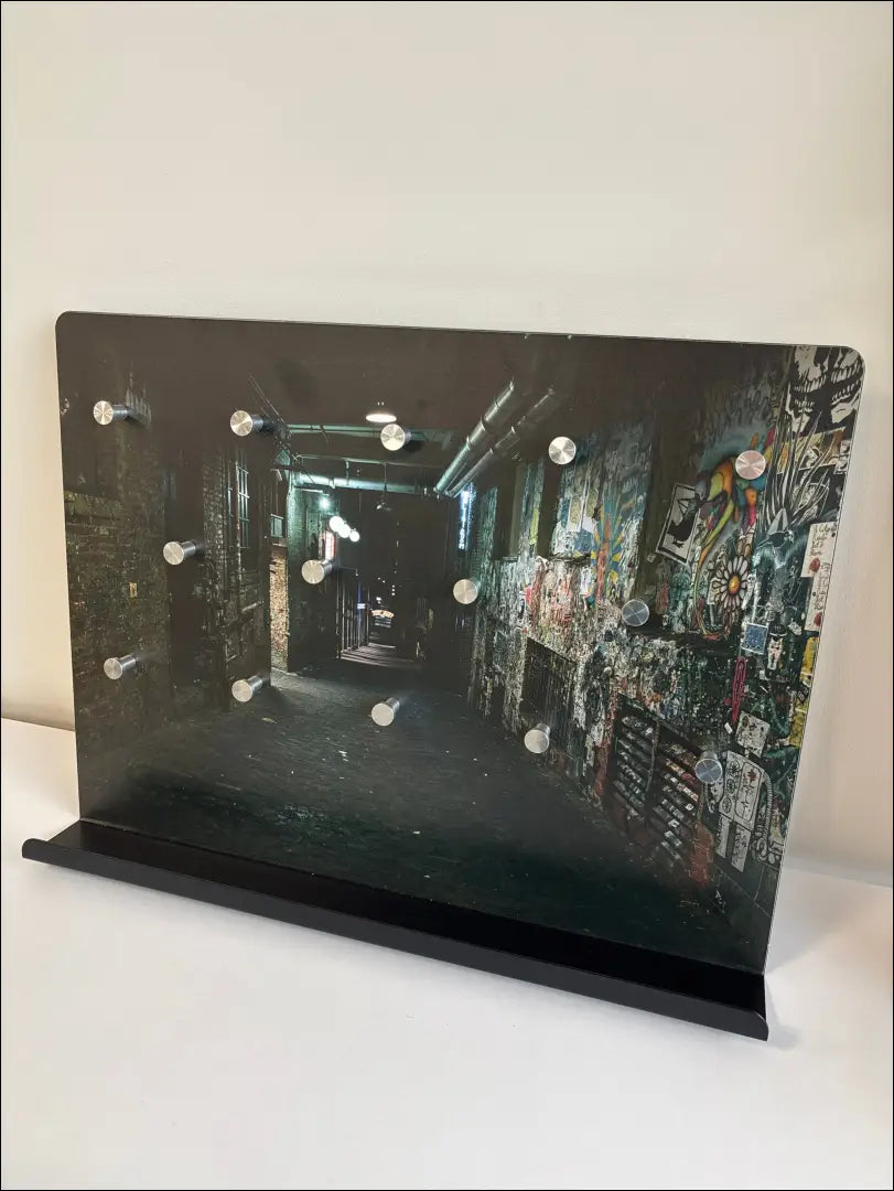 Sieninė raktinė su lentynėle KI1480 - €25 Save 50% 25-50, __label:Pristatymas 1-2 d.d., color-juoda, color-marga,