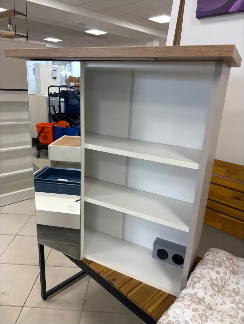 Sieninė vonios spintelė su apšvietimu KI1218 - €76 Save 50% 50-100, __label:Pristatymas 1-2 d.d., color-kremas,