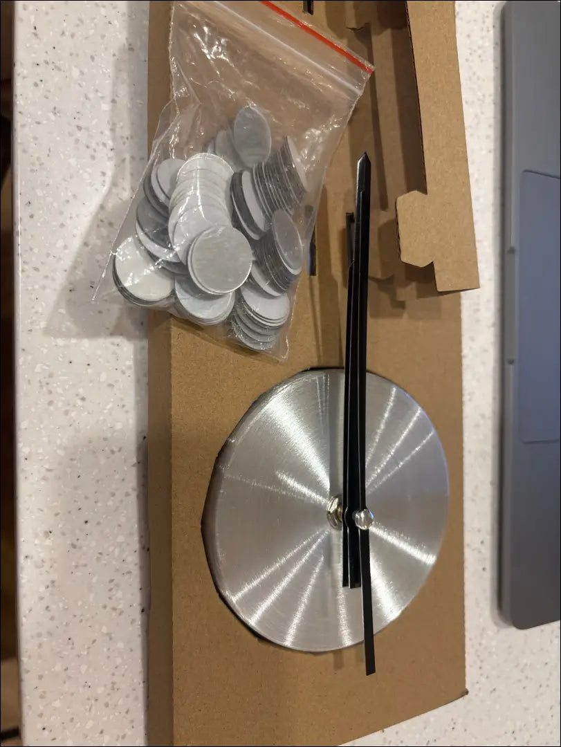 Sieninis laikrodis DI11448 - €35 Save 50% 25-50, __label:Pristatymas 1-2 d.d., color-sidabrine, interjeras, laikrodziai