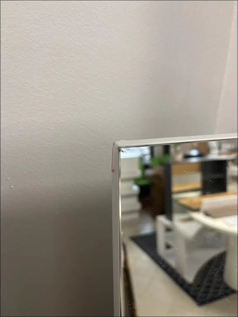 Sieninis veidrodis DI10982 - €24 Save 70% __label:Pristatymas 1-2 d.d., color-balta, material-mdf, material-stiklas,