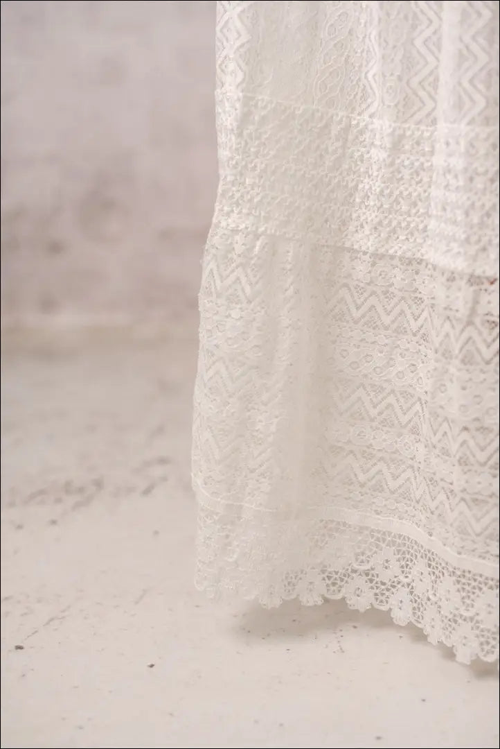 Sijonas DR002 - €53 Save 50% 50-100, __label:Pristatymas 1-2 d.d., color-balta, drabuziai, material-medvilne €50